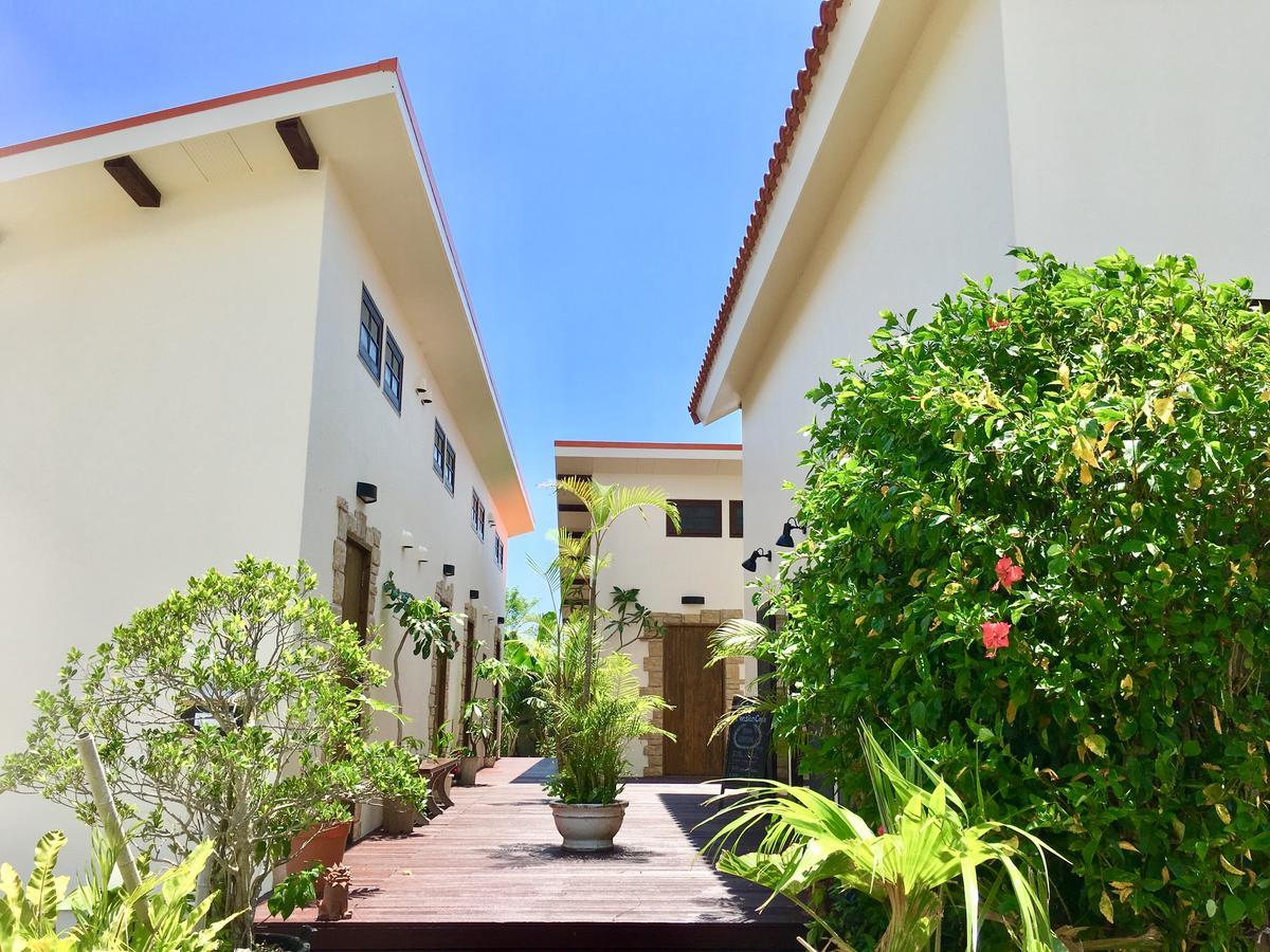 Wellness Pension Coco Ishigaki  Екстер'єр фото